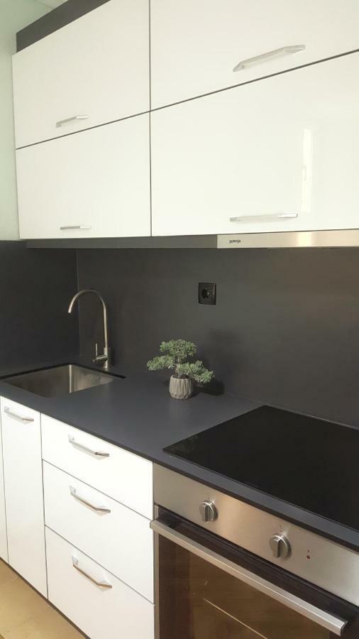 Cozy&Comfy Apartment In The Center Of Prishtina Pristina Exterior foto